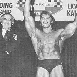 1975-mr-olympia-winner-arnold-schwarzenegger
