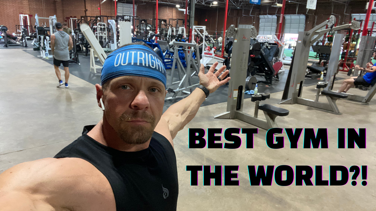 LEANER BY THE DAY - DAY 15 - THE BEST GYM IN THE WORLD?!