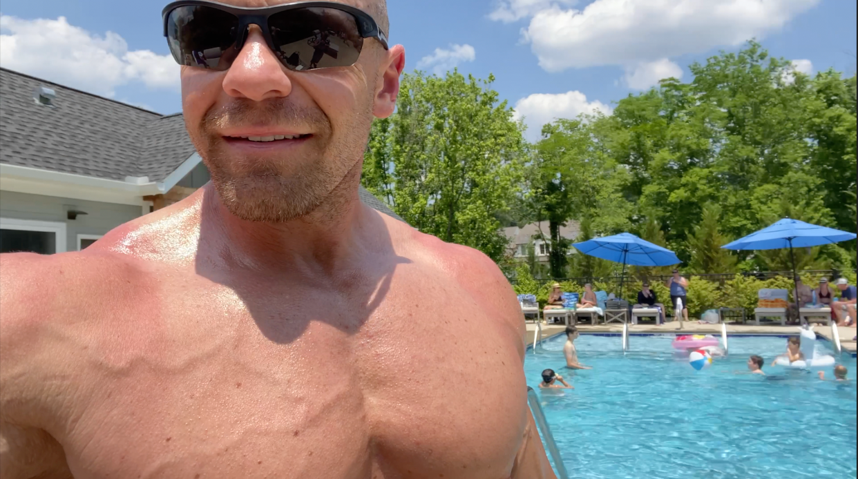 LEANER BY THE DAY - DAY 2 - WIDE BACK TRAINING - DADBOD AT THE POOL