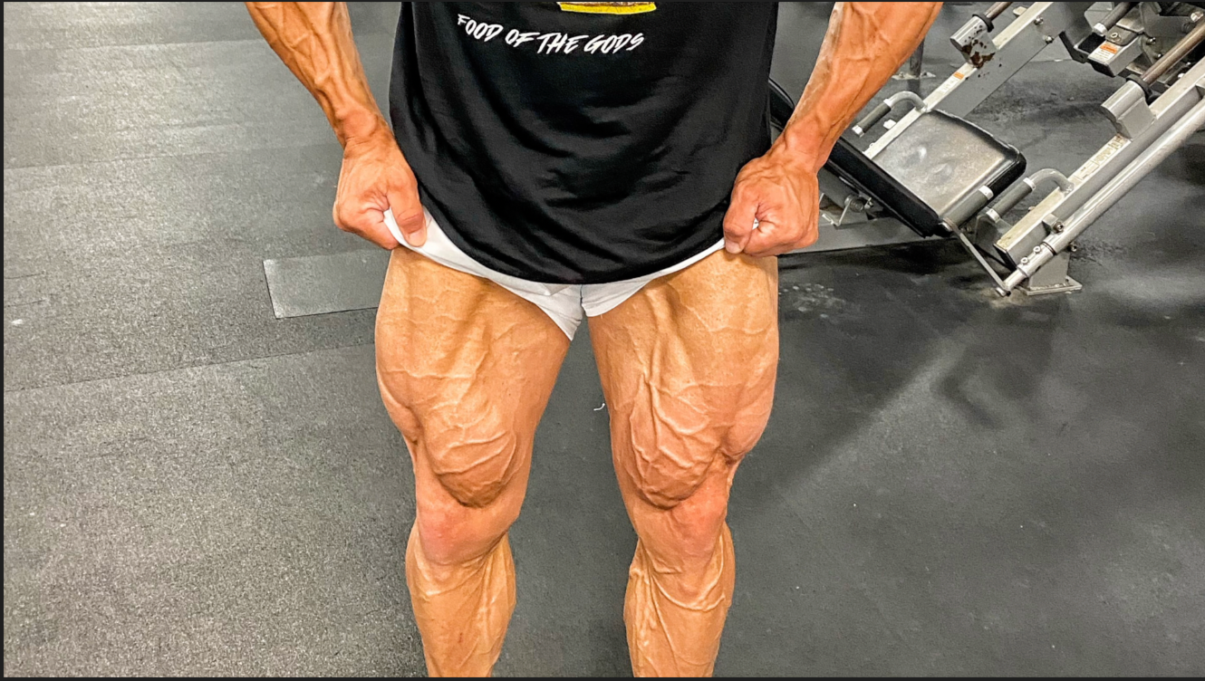 LEANER BY THE DAY - DAY 21 - LEG TRAINING AT POWERHOUSE TAMPA - VITAMIN SHOPPE VISITS!
